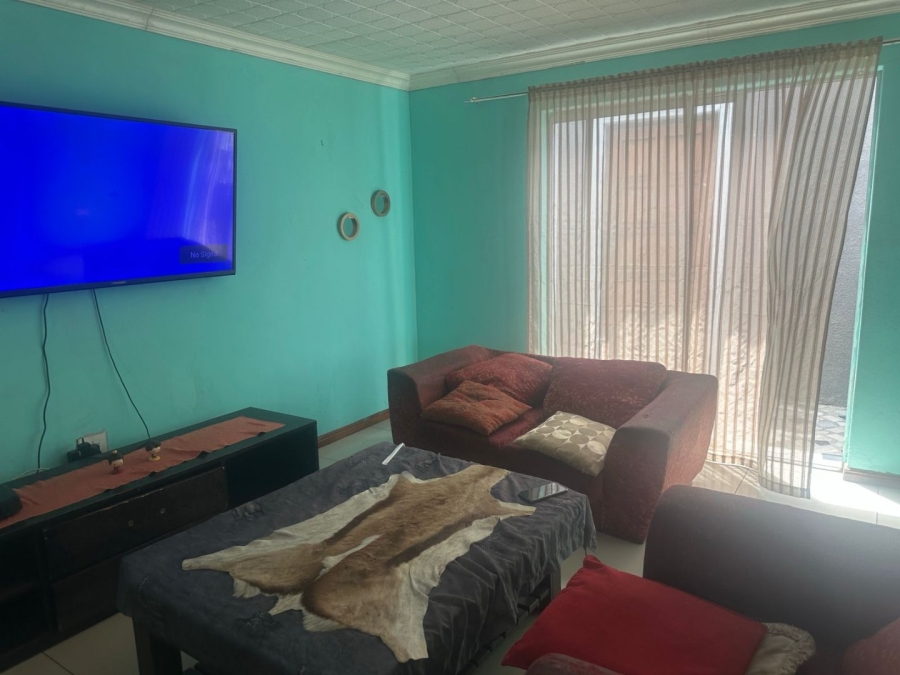 4 Bedroom Property for Sale in Electric City Western Cape